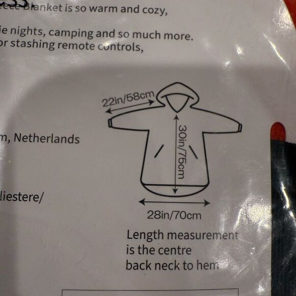 Manchester United Oversized Wearable Fleece Blanket, NWT - Picture 4 of 5